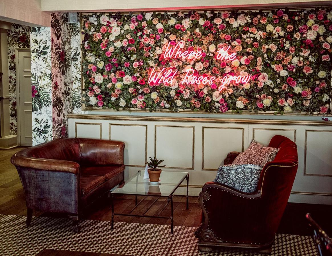 The Tunbridge Wells Hotel Buitenkant foto